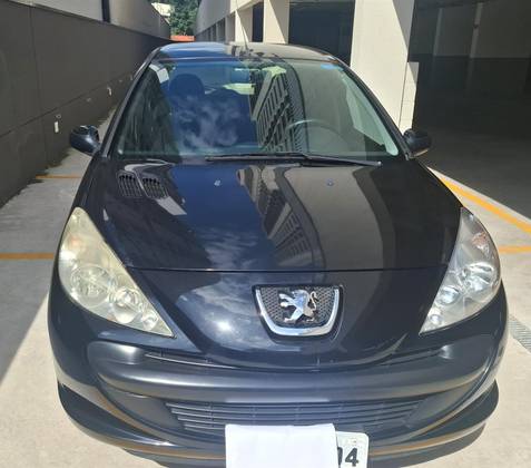 PEUGEOT 207 1.4 XR 8V FLEX 4P MANUAL PEUGEOT 207 1.4 XR 8V FLEX 4P MANUAL